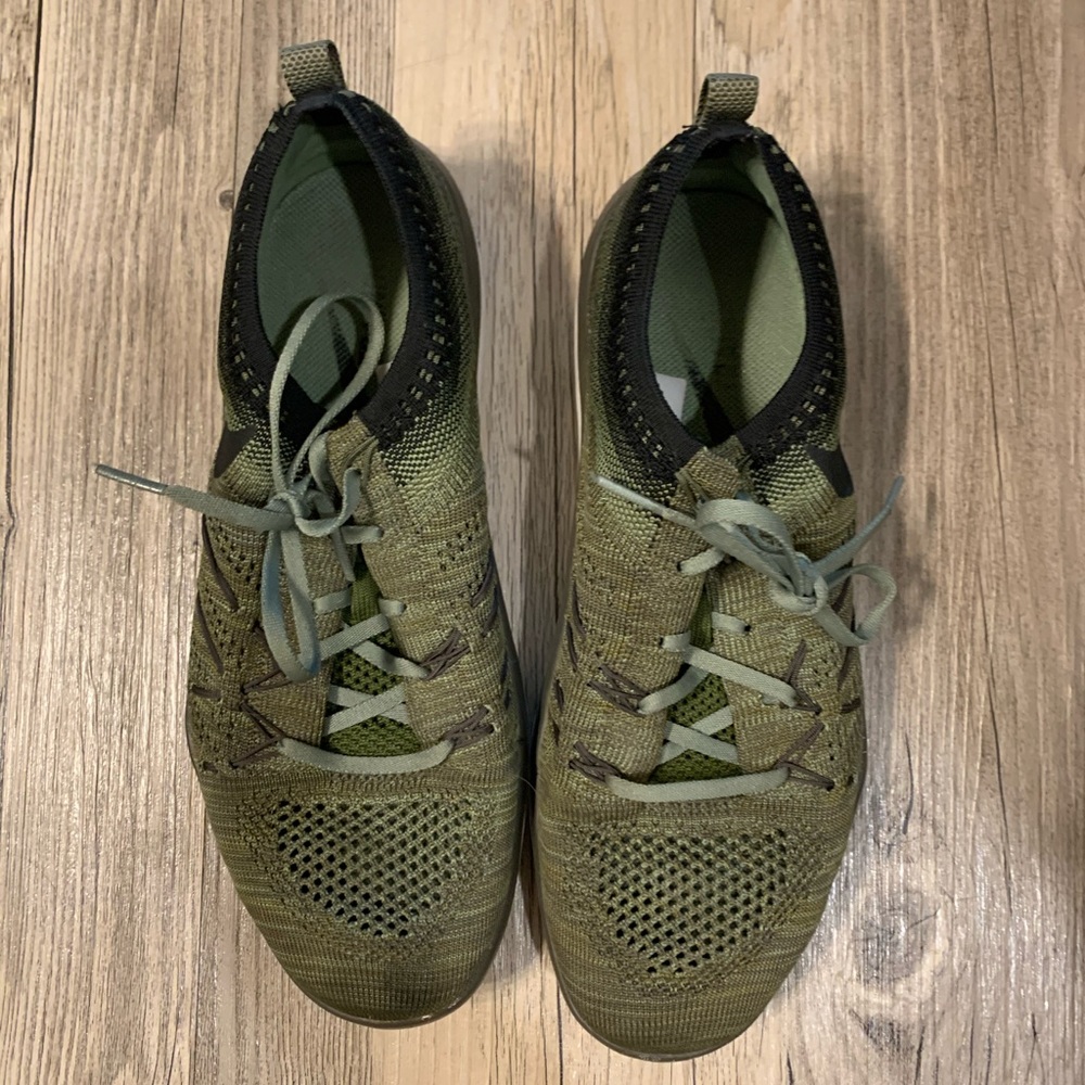 Nike Olive Green Running Shoes